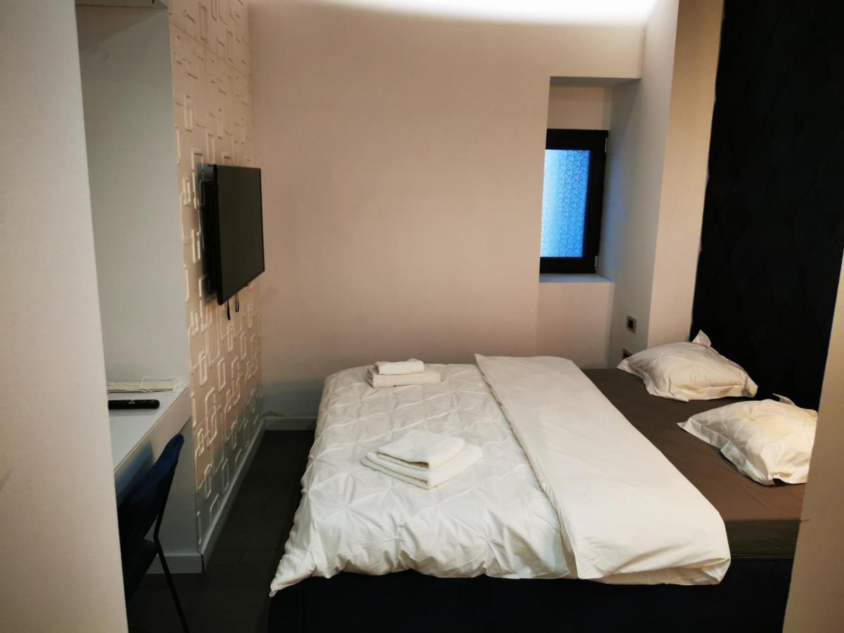 Apartment And Rooms Marinac Zagreb Exterior foto